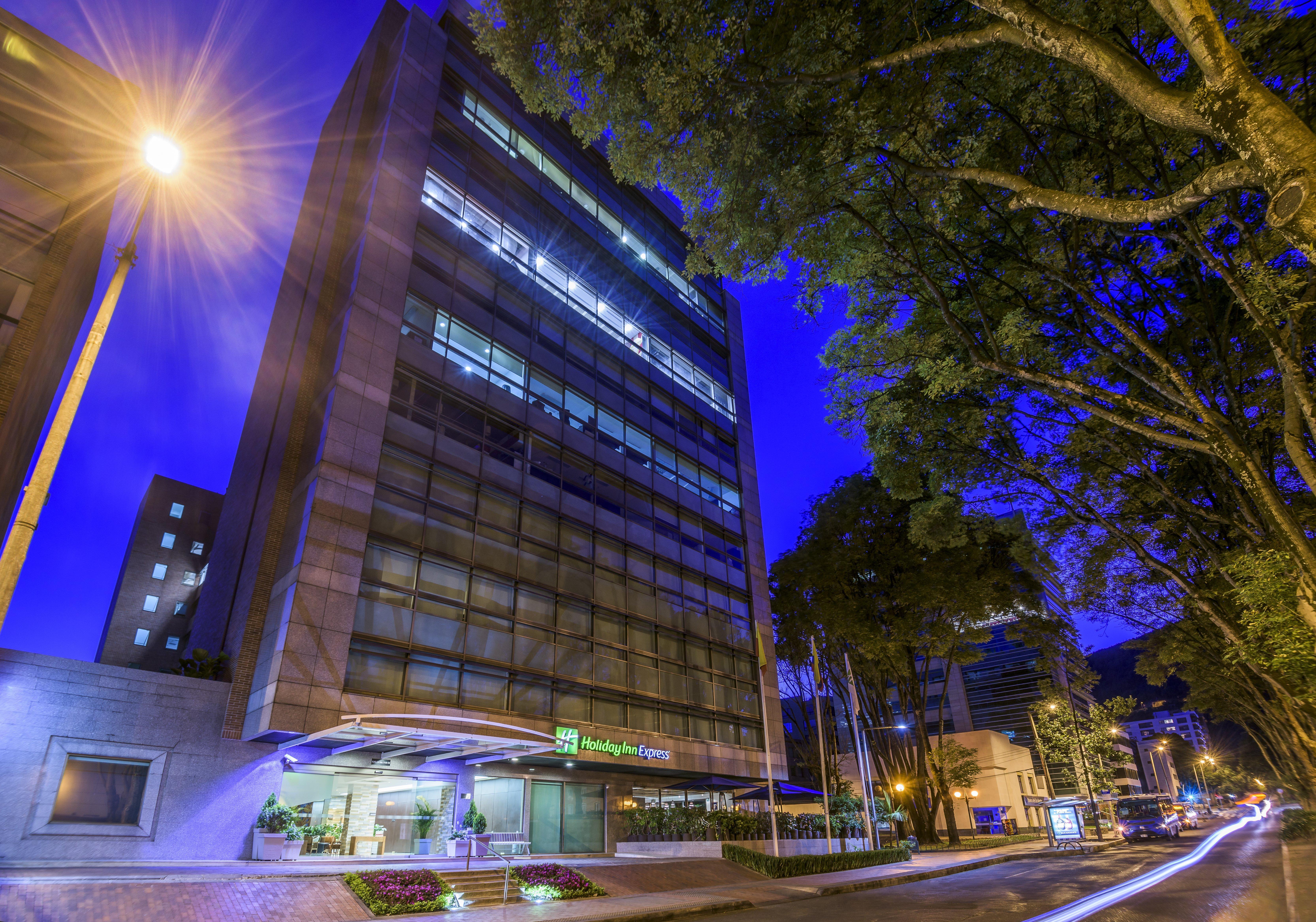 Holiday Inn Express Bogota - Parque La 93 By Ihg Exteriér fotografie