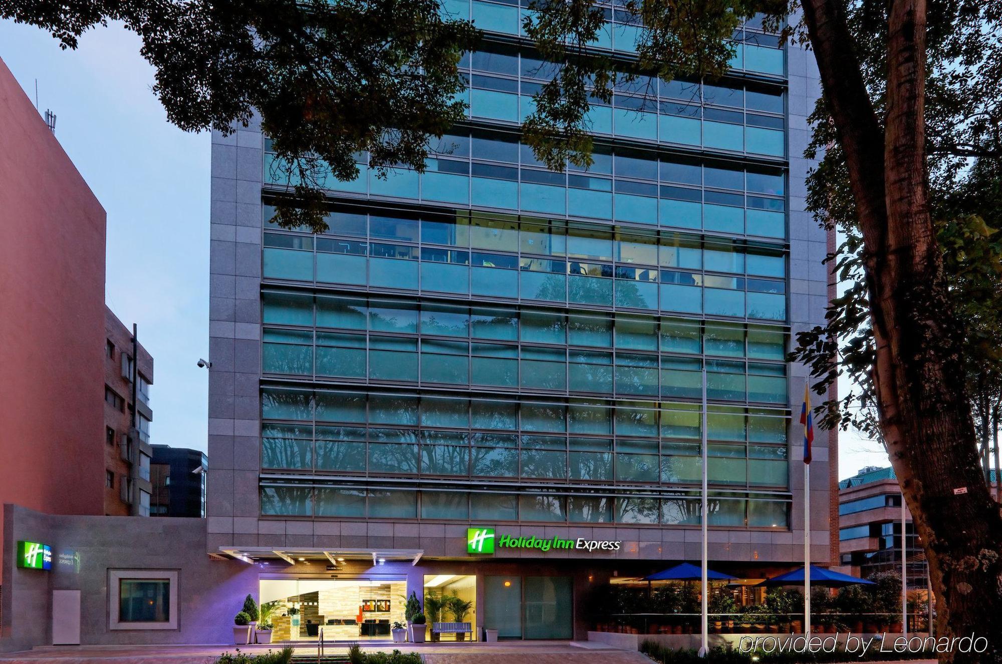 Holiday Inn Express Bogota - Parque La 93 By Ihg Exteriér fotografie