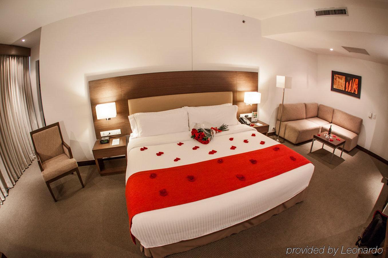 Holiday Inn Express Bogota - Parque La 93 By Ihg Exteriér fotografie
