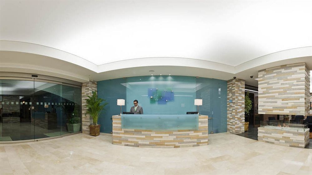 Holiday Inn Express Bogota - Parque La 93 By Ihg Exteriér fotografie