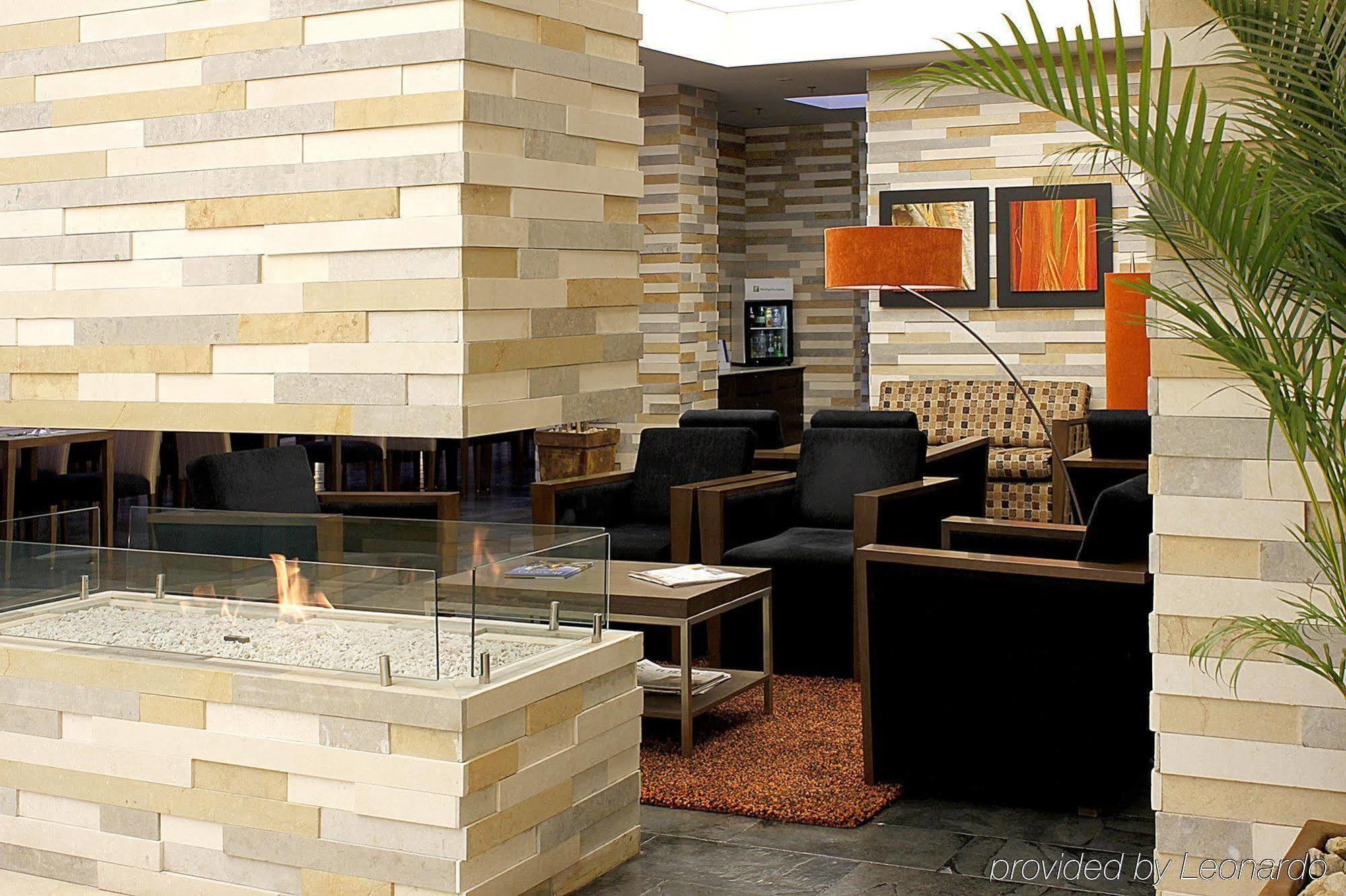 Holiday Inn Express Bogota - Parque La 93 By Ihg Interiér fotografie
